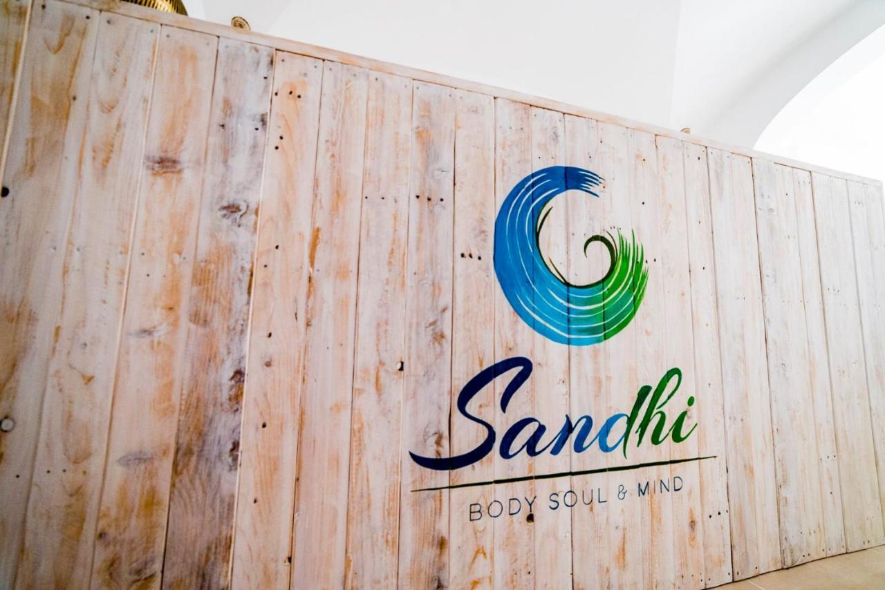 Sandhi House - Yoga & Wellness エリセイラ エクステリア 写真